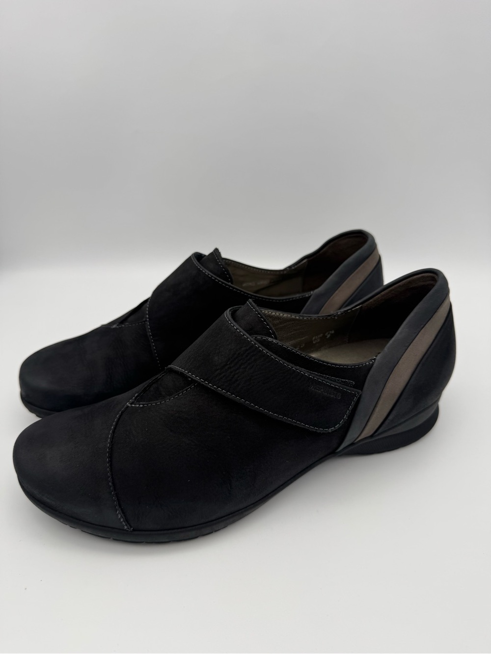 Mephisto Jessica Women’s Comfort Loafers Black Nubuck Leather Size 9